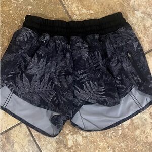 COPY - Lululemon 4 inch speed up shorts